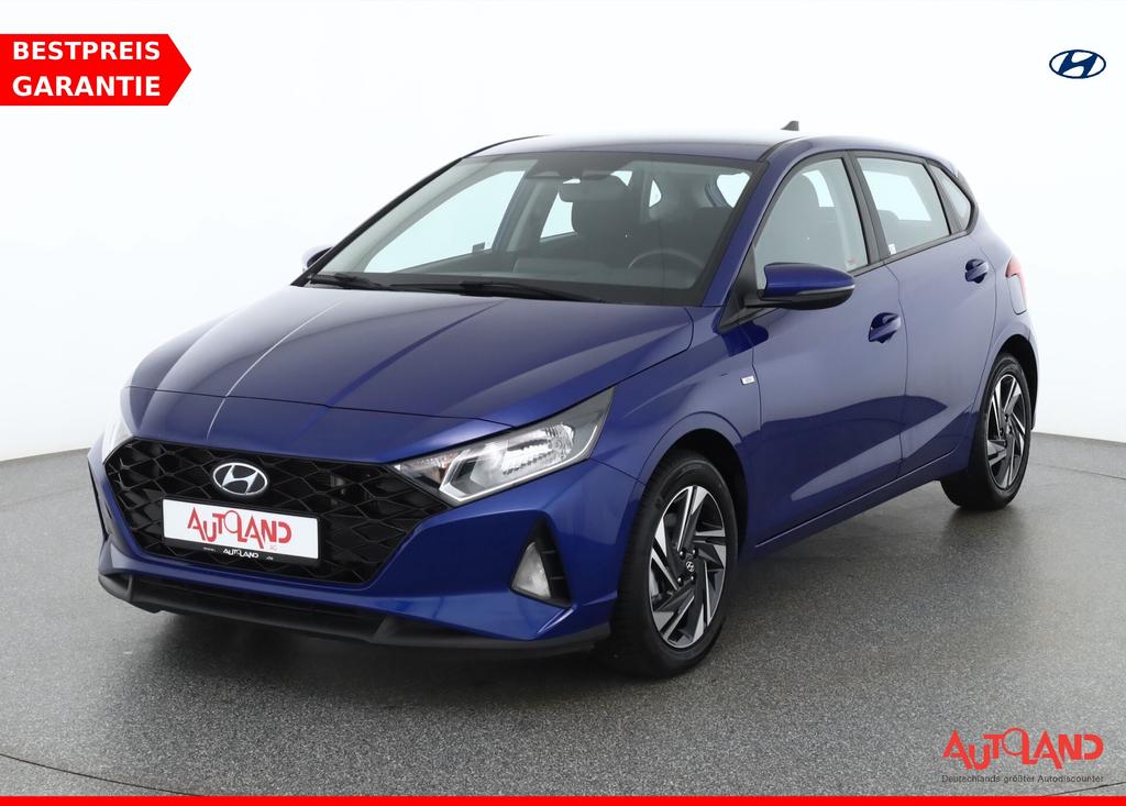 Hyundai i20 2024 г. Синий, пробег 57131 км