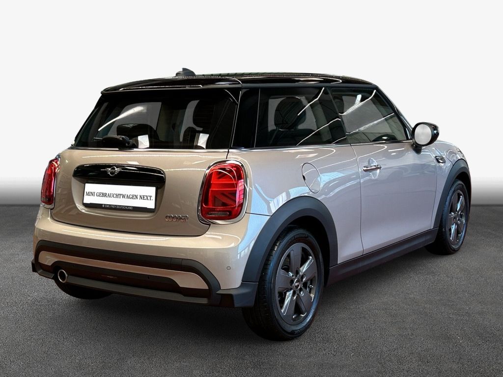 Mini COOPER 2023 г. Серый, пробег 31273 км
