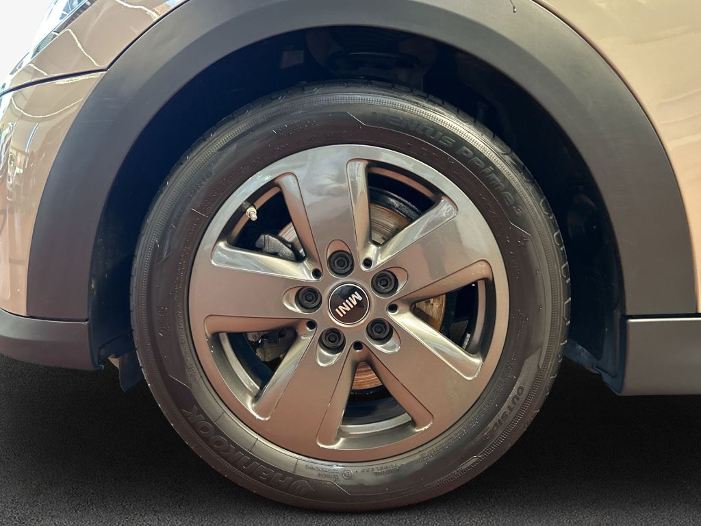 Mini COOPER 2023 г. Серый, пробег 31273 км