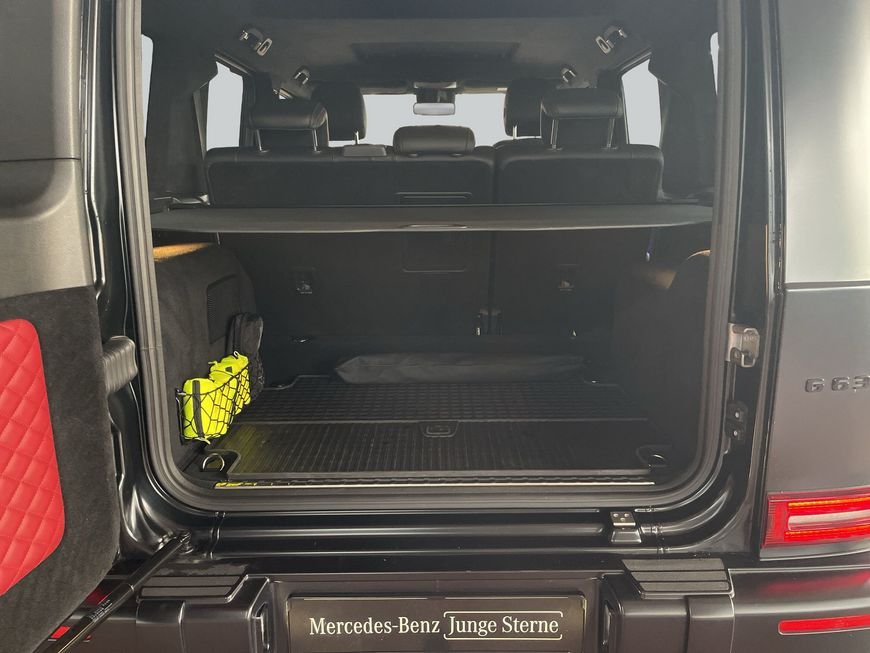 Mercedes-Benz G 63 AMG 2023 г. Чёрный, пробег 50703 км
