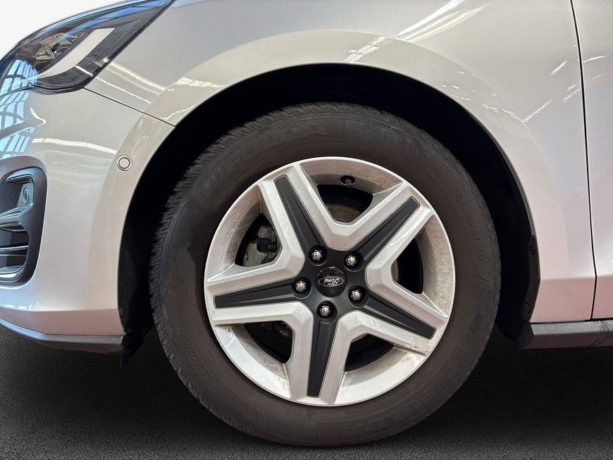 Ford Focus 2022 г. Серебристый, пробег 51529 км