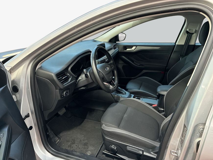 Ford Focus 2022 г. Серебристый, пробег 51529 км