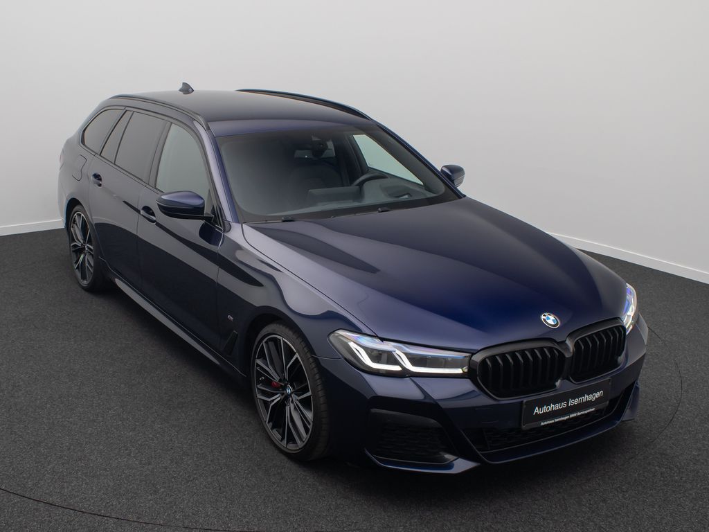 BMW 540 2022 г. Синий, пробег 52181 км