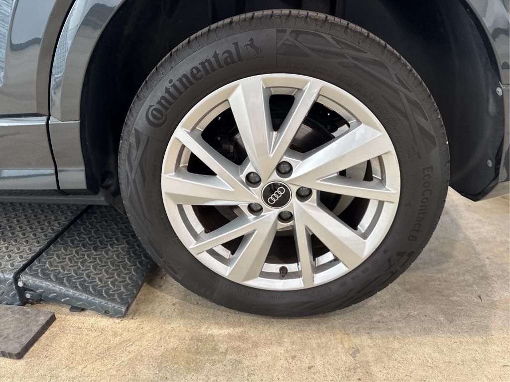 Audi Q2 2023 г. Серый, пробег 57907 км