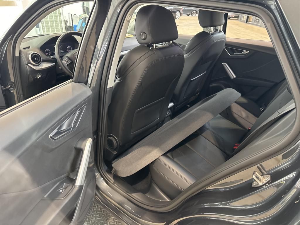 Audi Q2 2023 г. Серый, пробег 57907 км