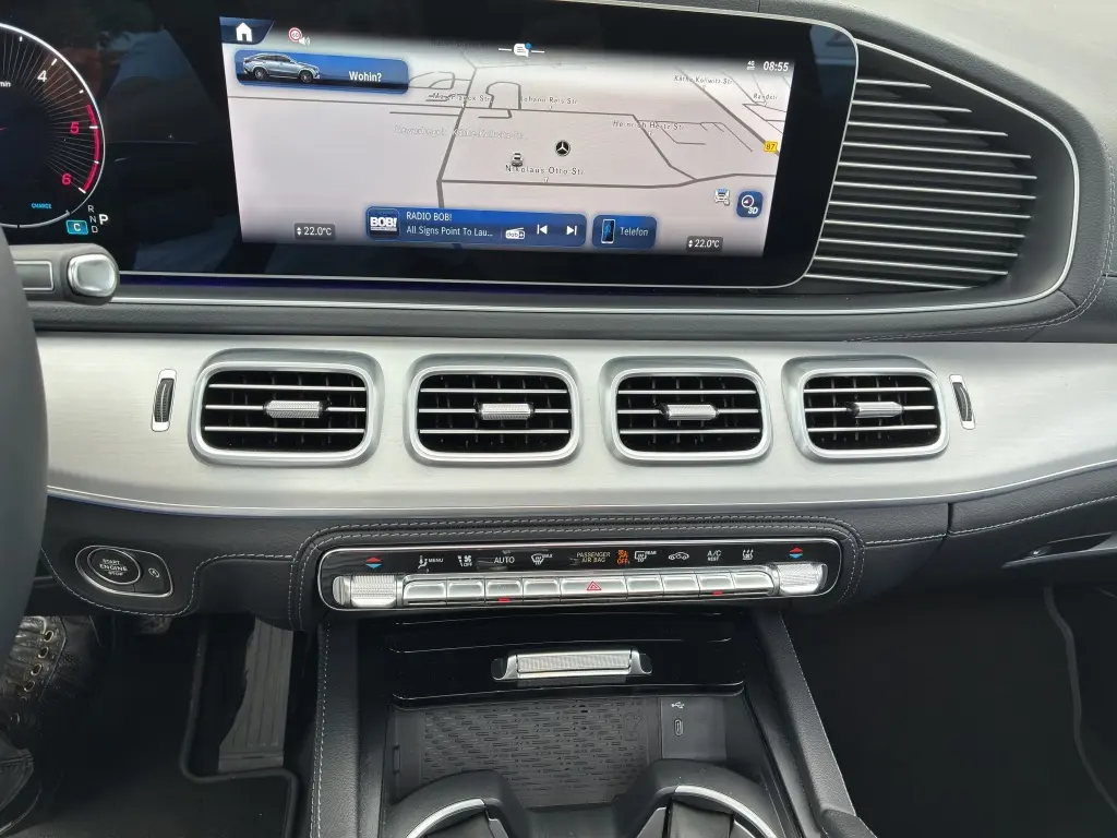 Mercedes-Benz GLE 450 2025 г. Белый, пробег 31568 км