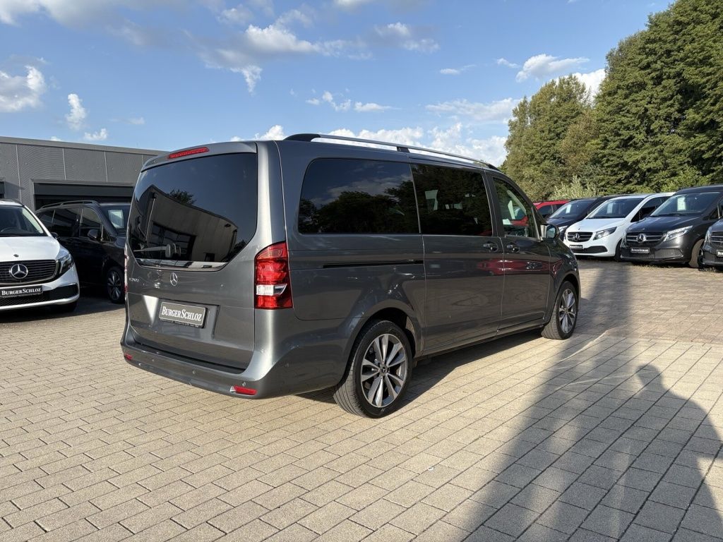 Mercedes-Benz V 250 2022 г. Серый, пробег 40914 км
