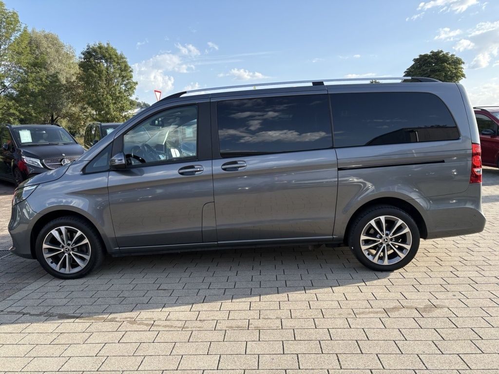 Mercedes-Benz V 250 2022 г. Серый, пробег 40914 км