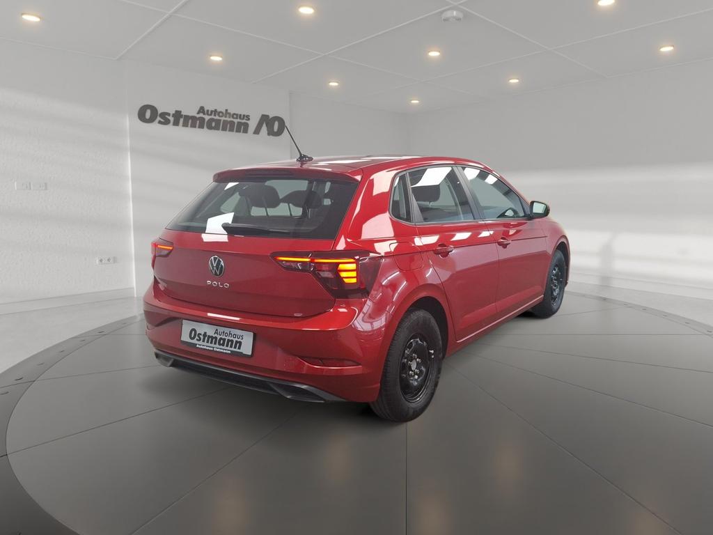 Volkswagen Polo 2022 г. Красный, пробег 25543 км
