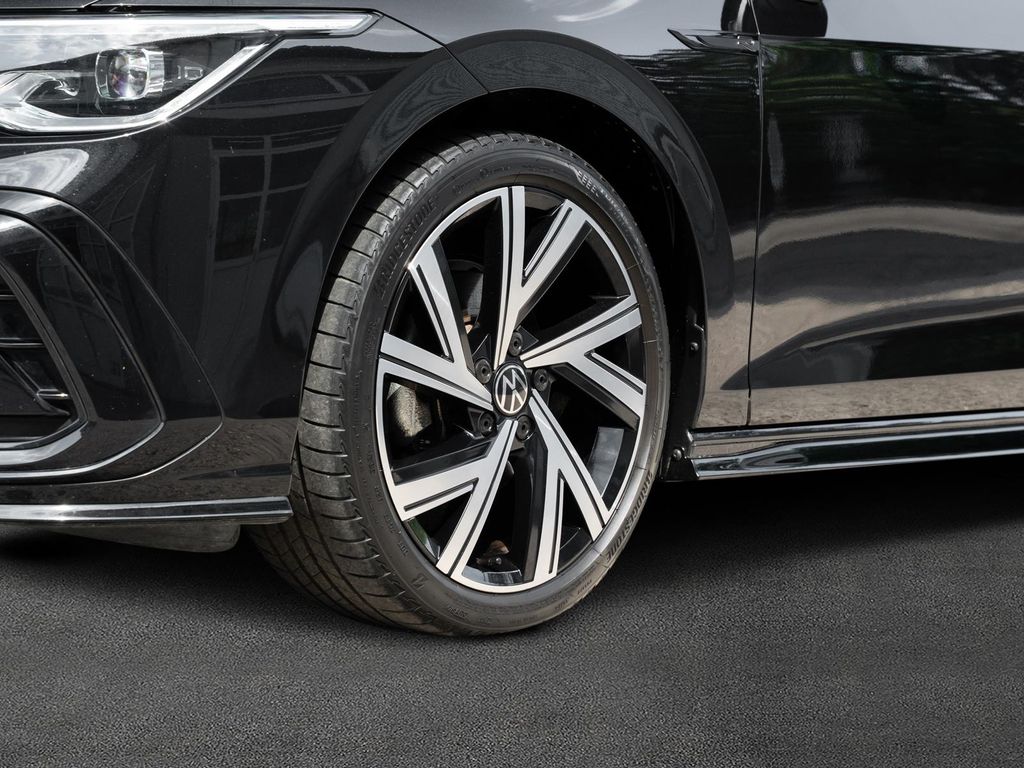 Volkswagen Golf 2022 г. Чёрный, пробег 50000 км