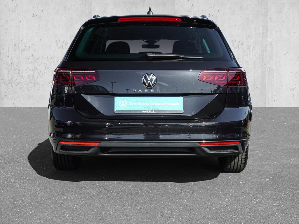 Volkswagen PASSAT VARIANT 2023 г. Чёрный, пробег 19432 км