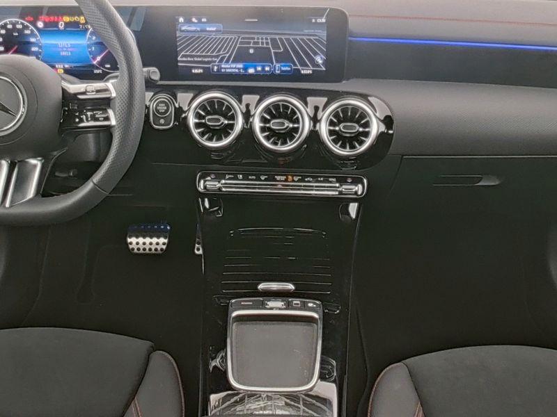 Mercedes-Benz CLA 250 2025 г. Серый, пробег 10510 км