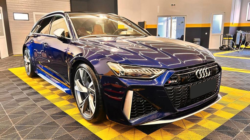 Audi RS6 2022 г. Синий, пробег 55000 км
