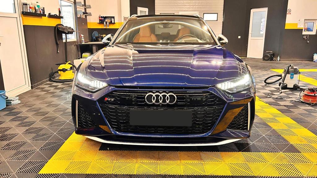 Audi RS6 2022 г. Синий, пробег 55000 км