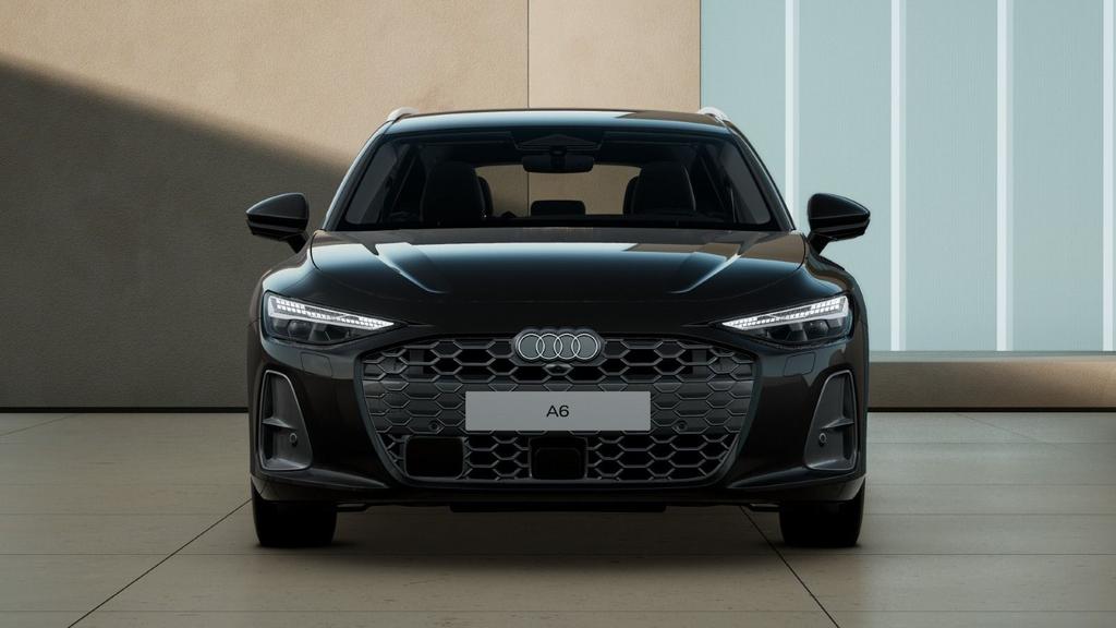 Audi A6 2026 г. Чёрный, пробег 28700 км