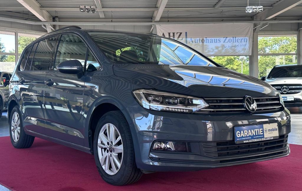 Volkswagen Touran 2024 г. Серый, пробег 59200 км