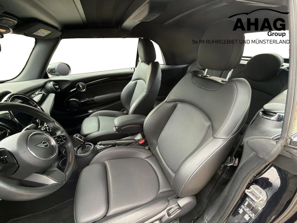 Mini COOPER C 2022 г. Чёрный, пробег 43779 км