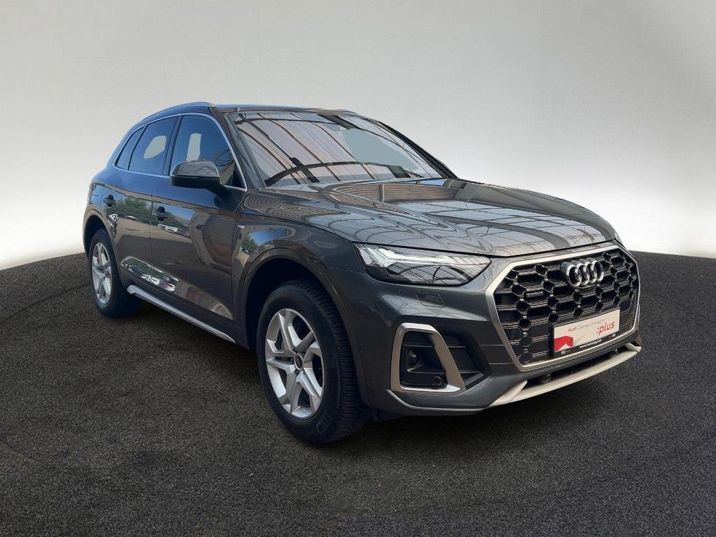 Audi Q5 2023 г. Серый, пробег 37360 км