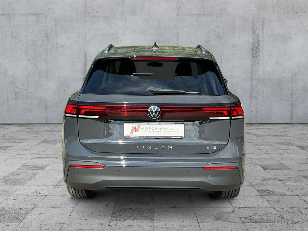 Volkswagen Tiguan 2024 г. Серый, пробег 46836 км