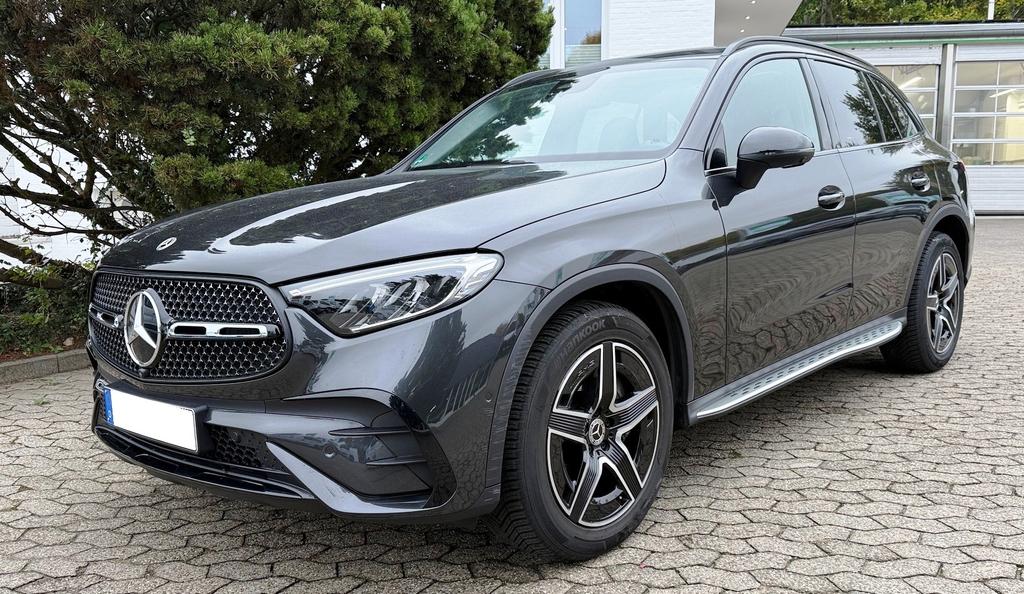 Mercedes-Benz GLC 220 2024 г. Серый, пробег 57940 км