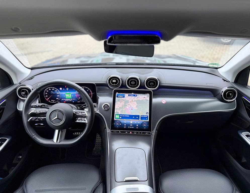 Mercedes-Benz GLC 220 2024 г. Серый, пробег 57940 км