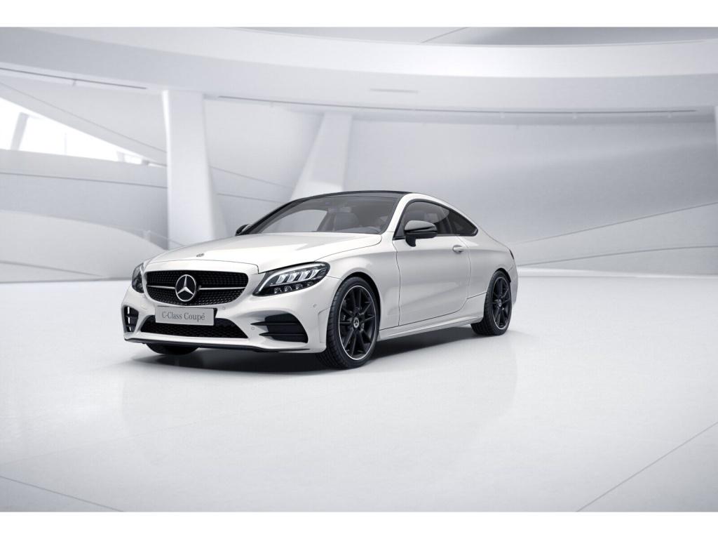 Mercedes-Benz C 180 2022 г. Белый, пробег 17716 км