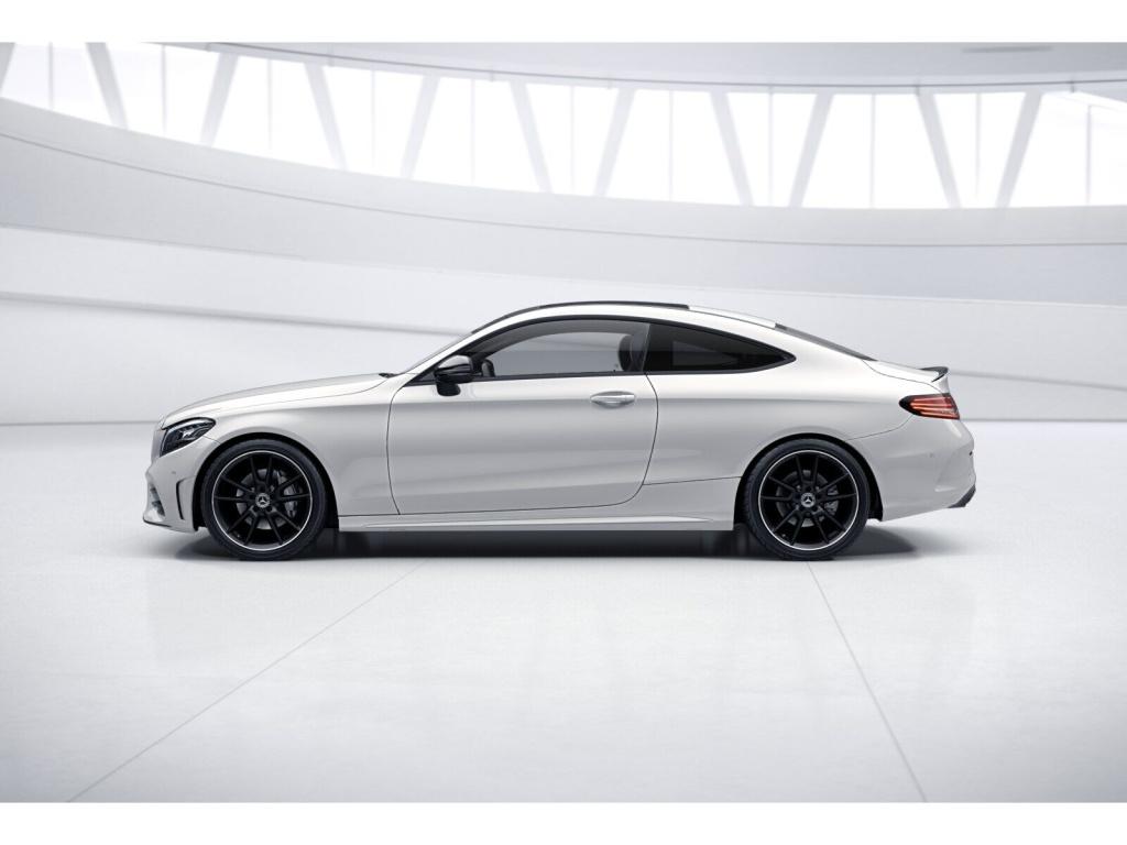 Mercedes-Benz C 180 2022 г. Белый, пробег 17716 км