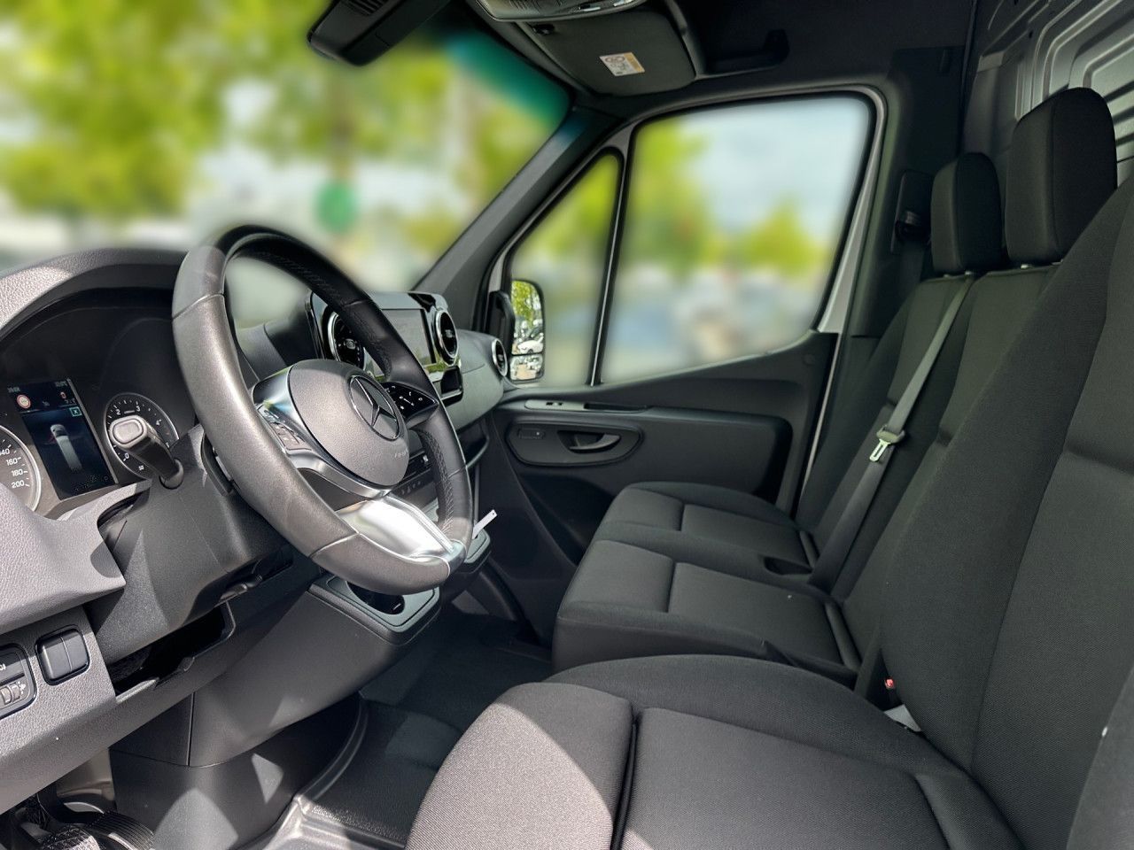 Mercedes-Benz SPRINTER 2025 г. Белый, пробег 42751 км