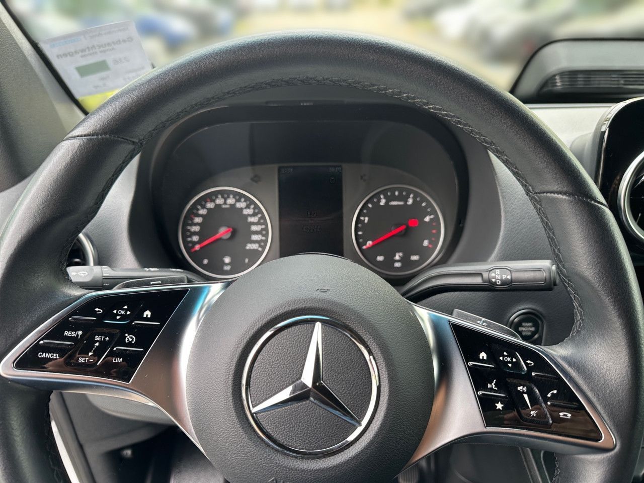 Mercedes-Benz SPRINTER 2025 г. Белый, пробег 42262 км