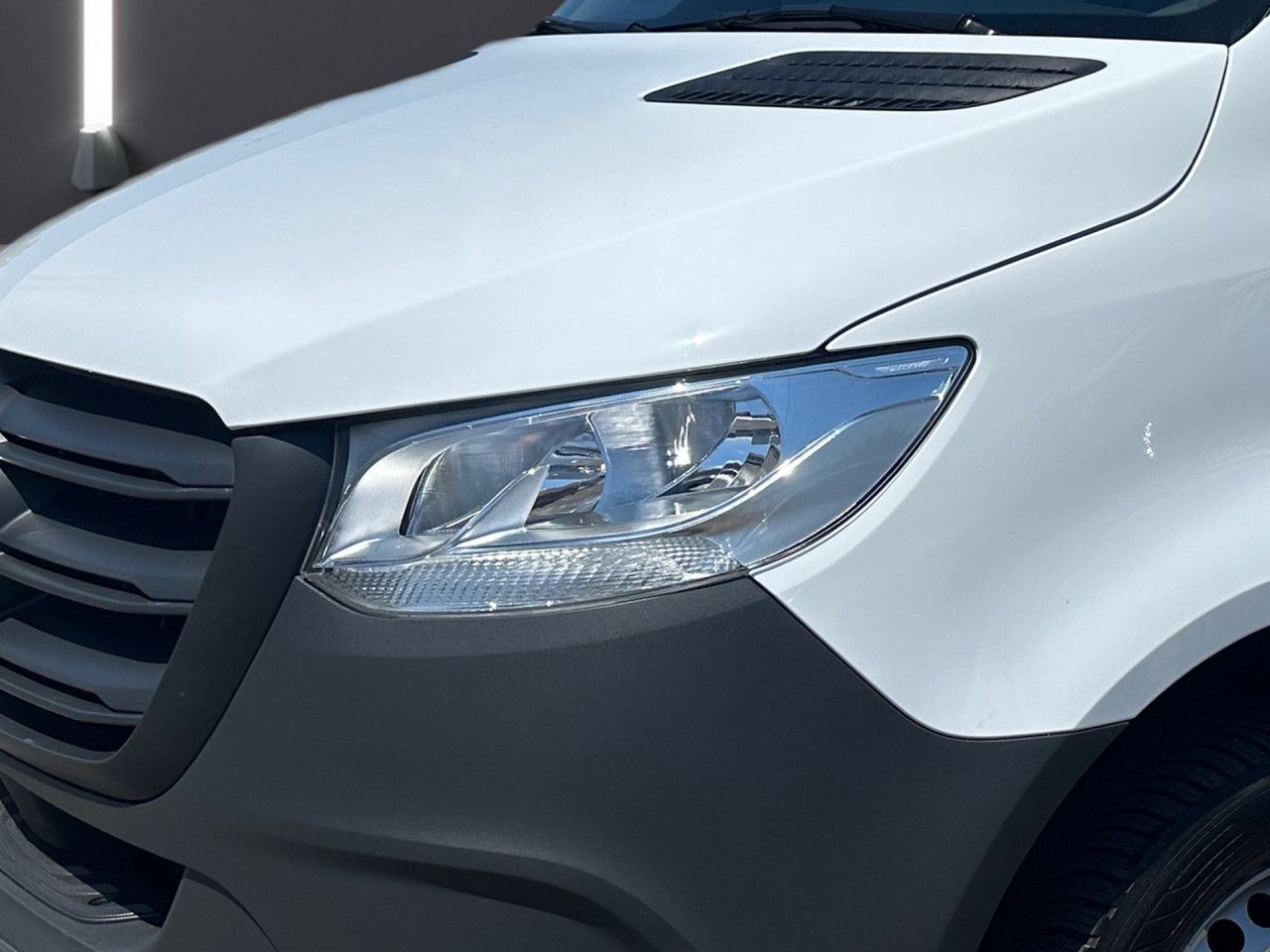 Mercedes-Benz SPRINTER 2025 г. Белый, пробег 43699 км