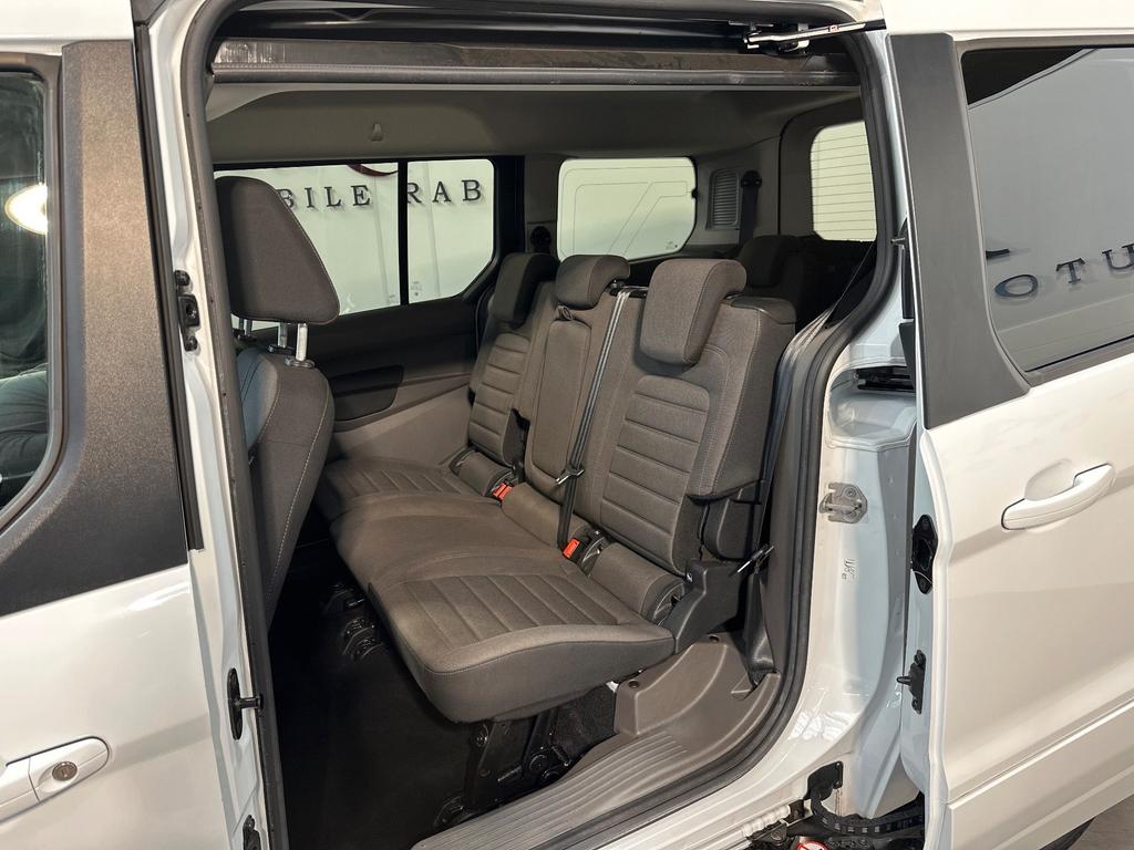 Ford GRAND TOURNEO 2022 г. Белый, пробег 59750 км