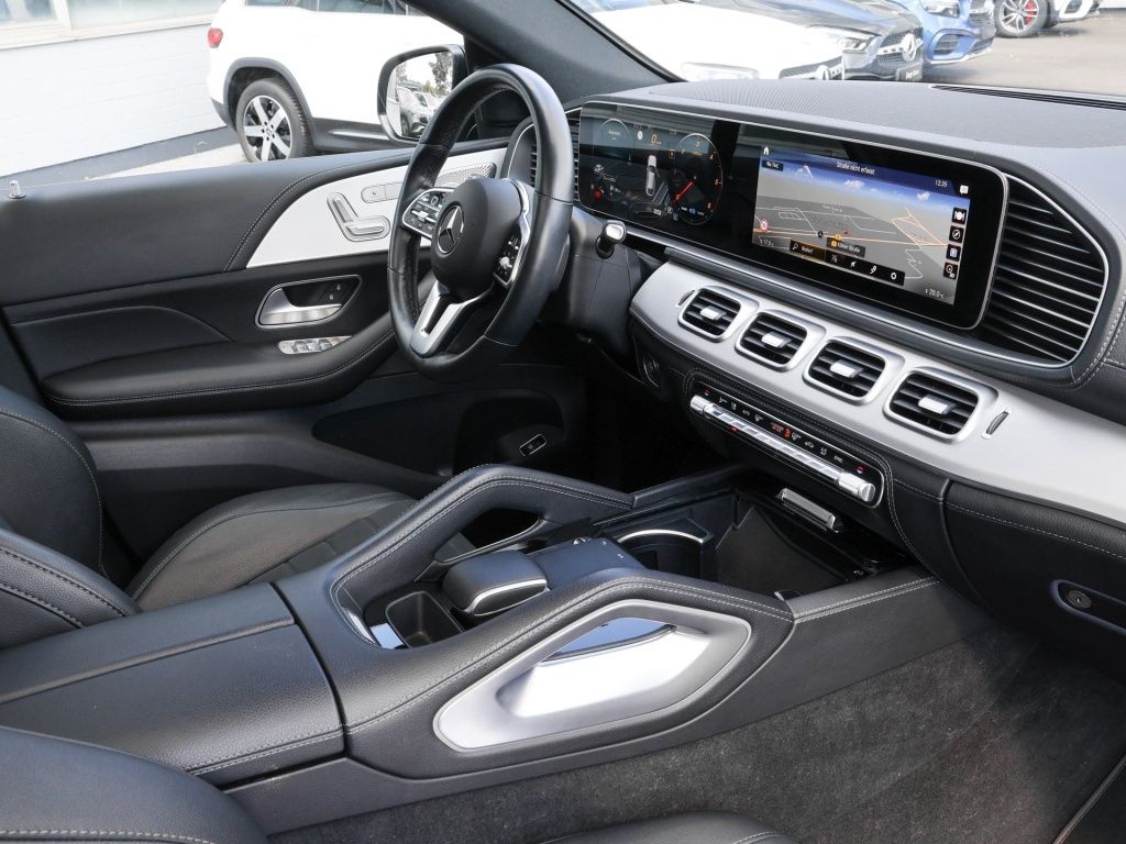 Mercedes-Benz GLE 300 2022 г. Чёрный, пробег 49997 км