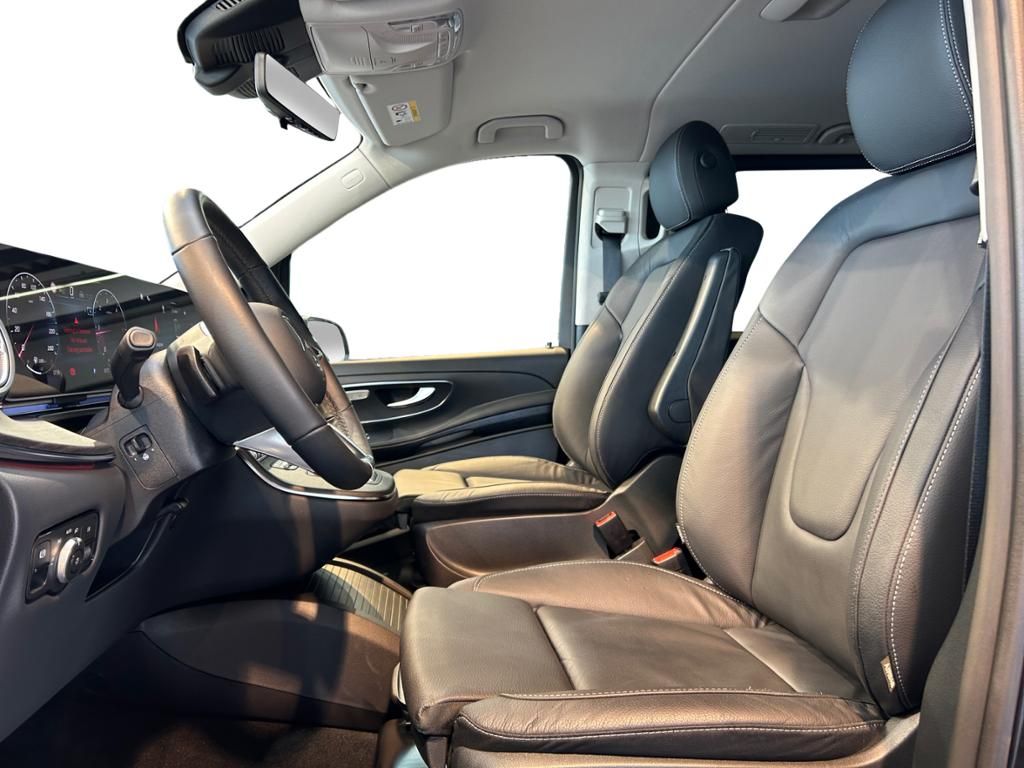 Mercedes-Benz V 300 2025 г. Чёрный, пробег 22169 км