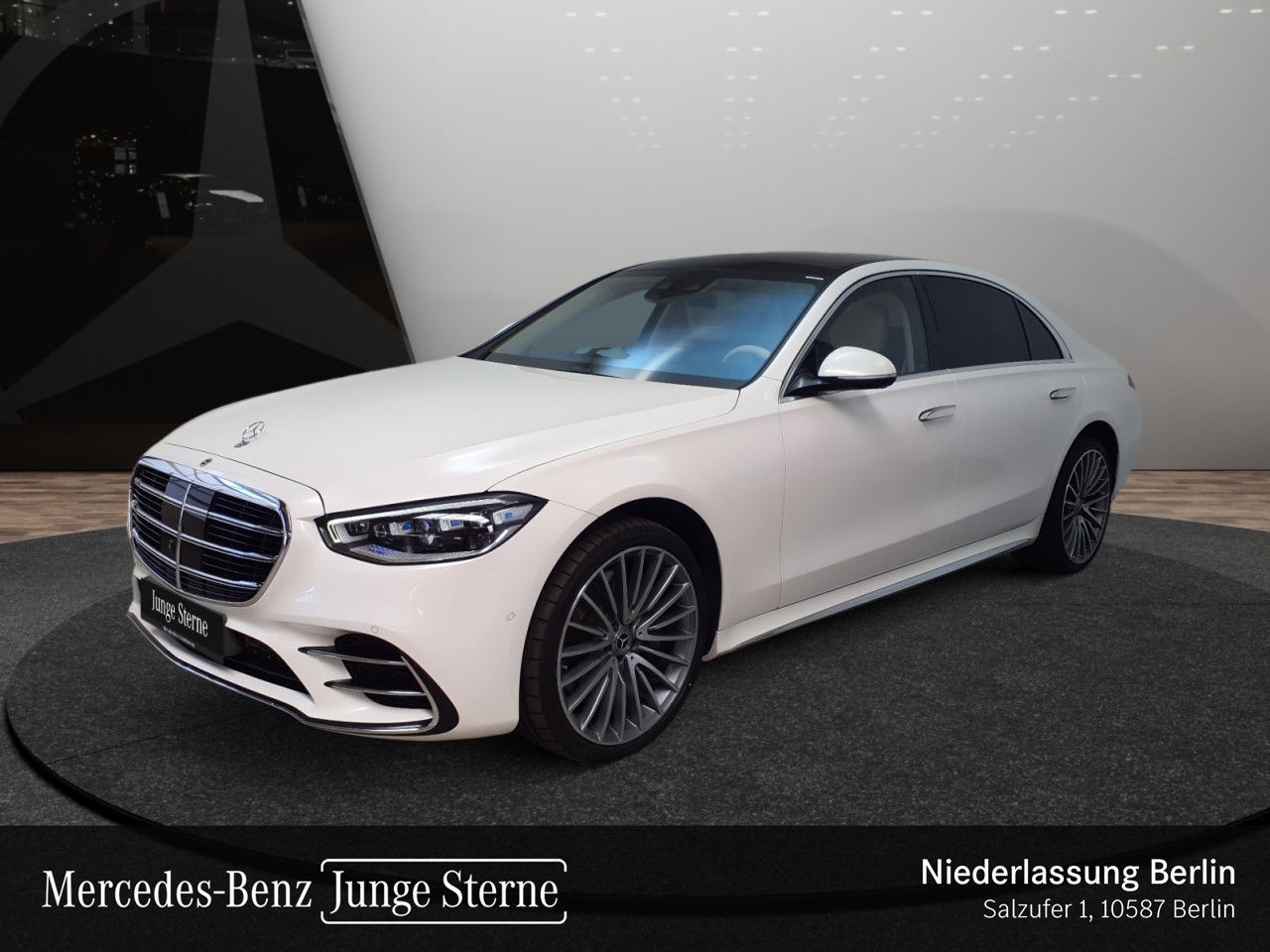 Mercedes-Benz S 400 2022 г. Белый, пробег 57160 км
