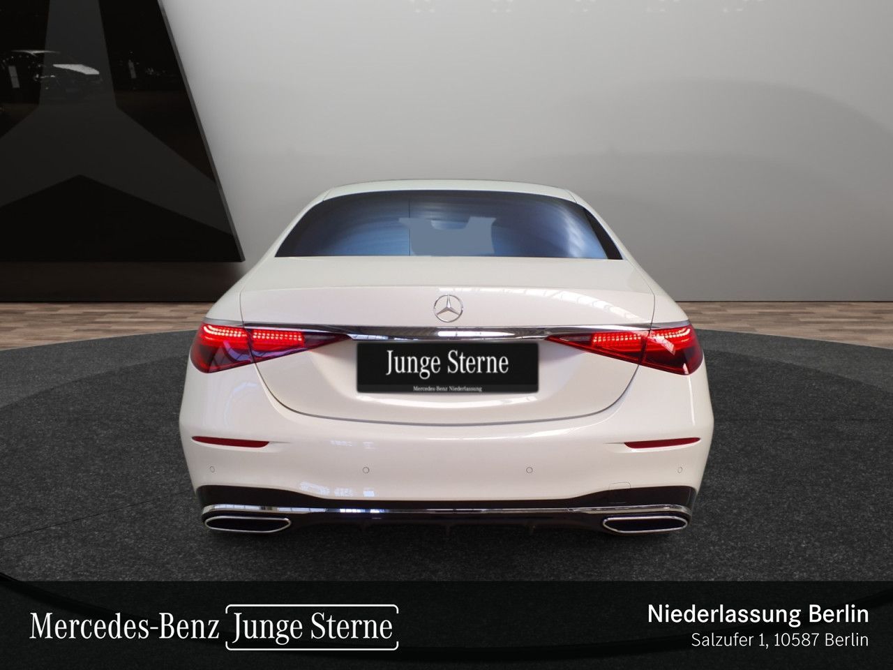 Mercedes-Benz S 400 2022 г. Белый, пробег 57160 км