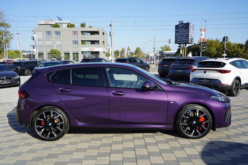 BMW 120 2025 г. Фиолетовый, пробег 32000 км