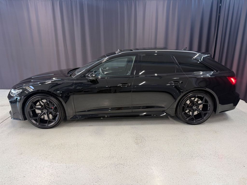 Audi RS6 2023 г. Чёрный, пробег 56300 км
