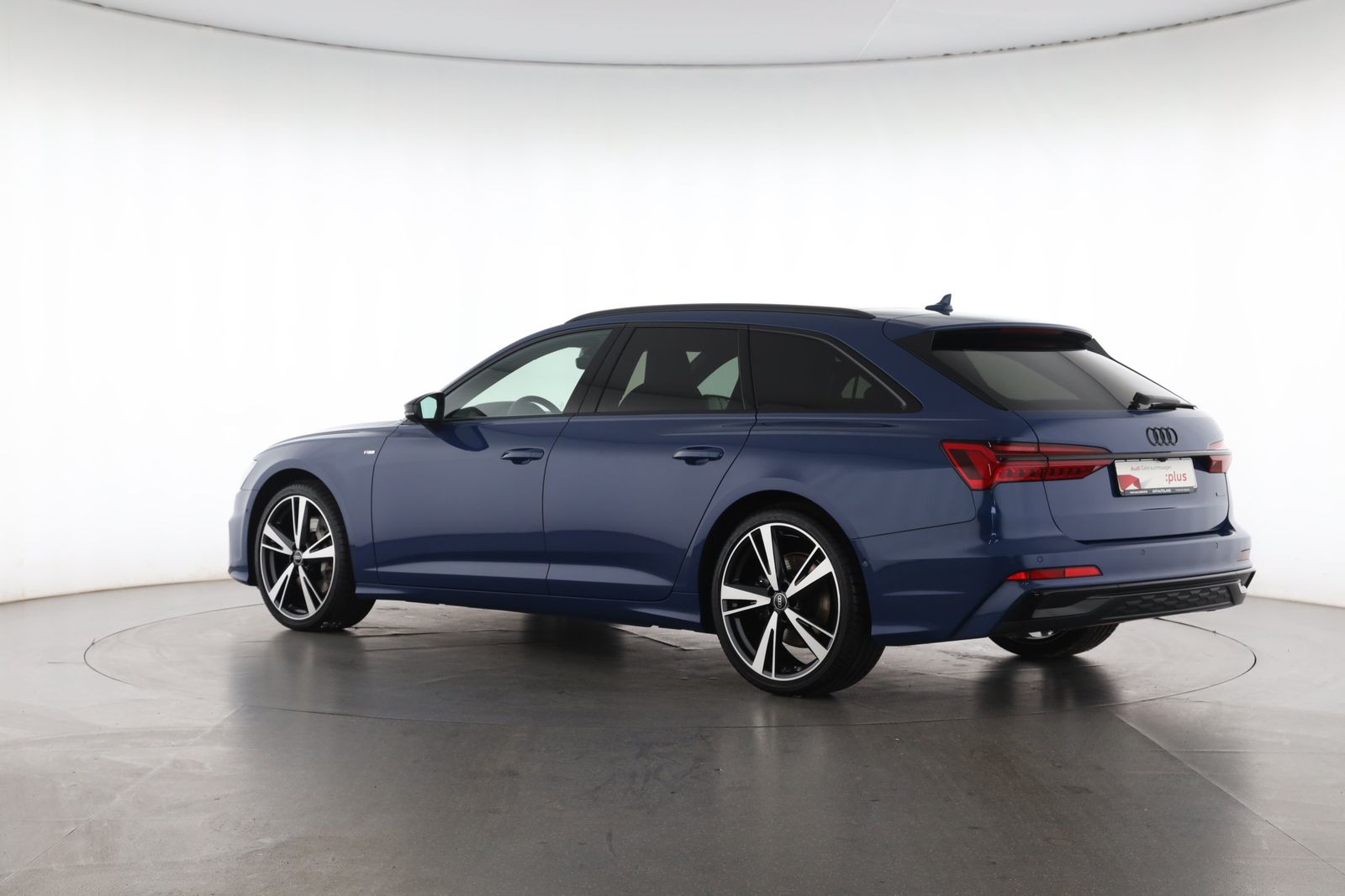 Audi A6 2025 г. Синий, пробег 9956 км