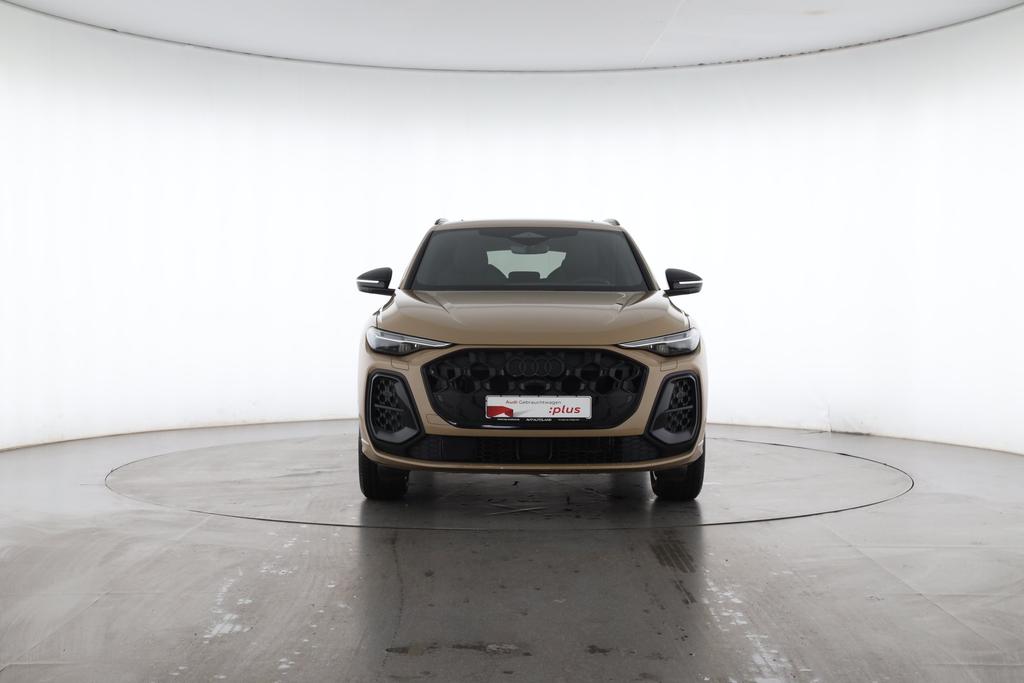 Audi Q5 2025 г. Золотистый, пробег 13544 км