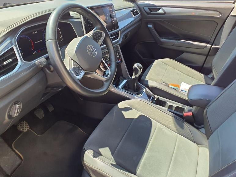 Volkswagen T-Roc 2023 г. Серый, пробег 56700 км