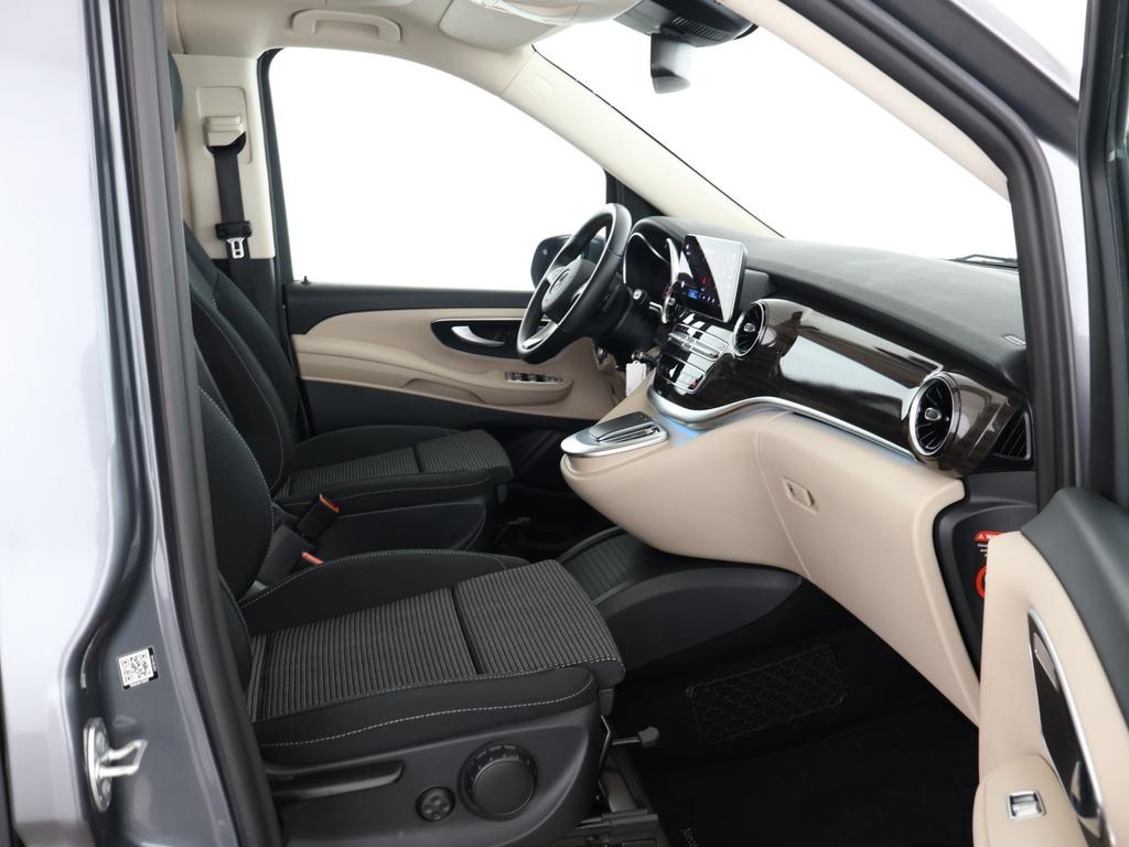 Mercedes-Benz V 250 2023 г. Серый, пробег 54900 км