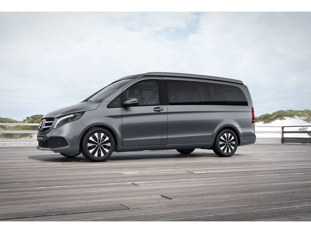 Mercedes-Benz V 220 2022 г. Серый, пробег 50707 км