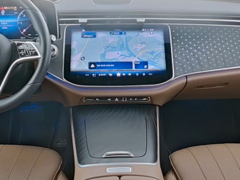 Mercedes-Benz E 220 2025 г. Чёрный, пробег 24594 км