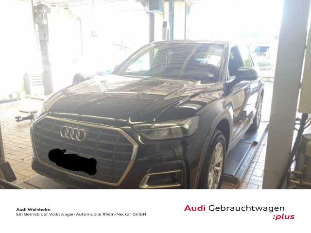 Audi Q5 2023 г. Чёрный, пробег 57462 км