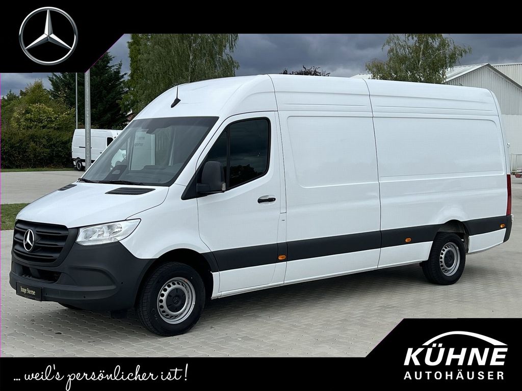 Mercedes-Benz SPRINTER 2025 г. Белый, пробег 35328 км