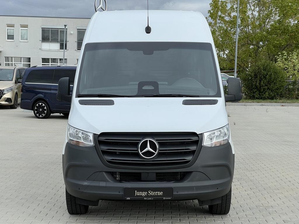 Mercedes-Benz SPRINTER 2025 г. Белый, пробег 35328 км