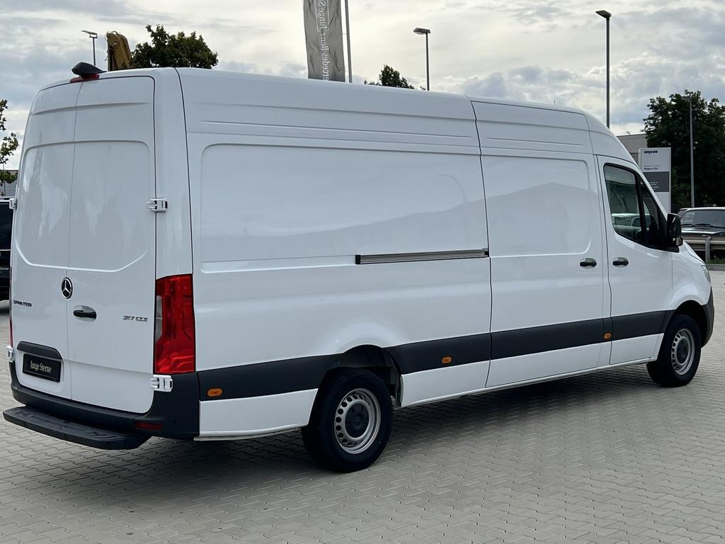 Mercedes-Benz SPRINTER 2025 г. Белый, пробег 35328 км