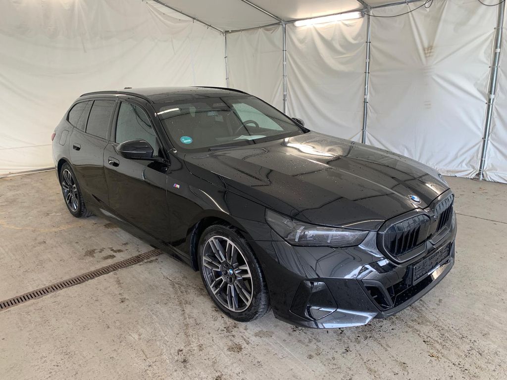 BMW 540 2025 г. Чёрный, пробег 36826 км