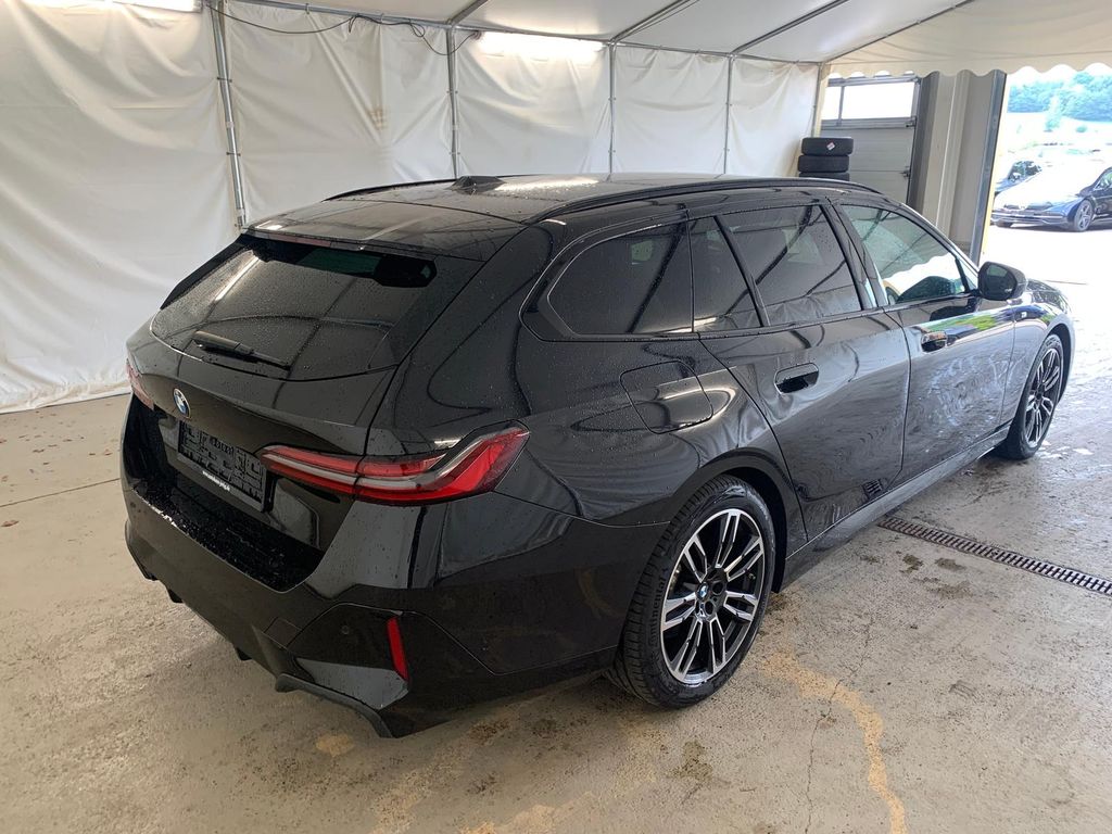 BMW 540 2025 г. Чёрный, пробег 36826 км
