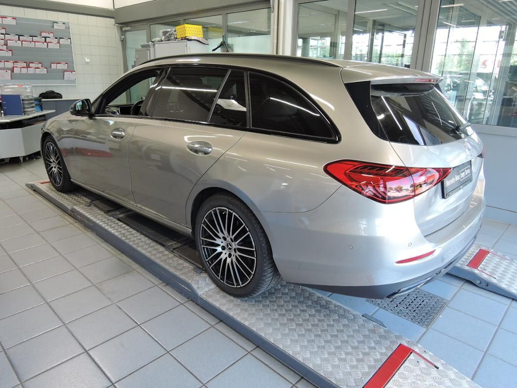 Mercedes-Benz C 220 2022 г. Серебристый, пробег 50801 км